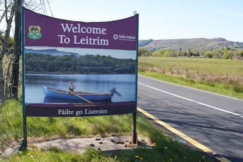 Hotel Clancys Of Glenfarne Esterno foto