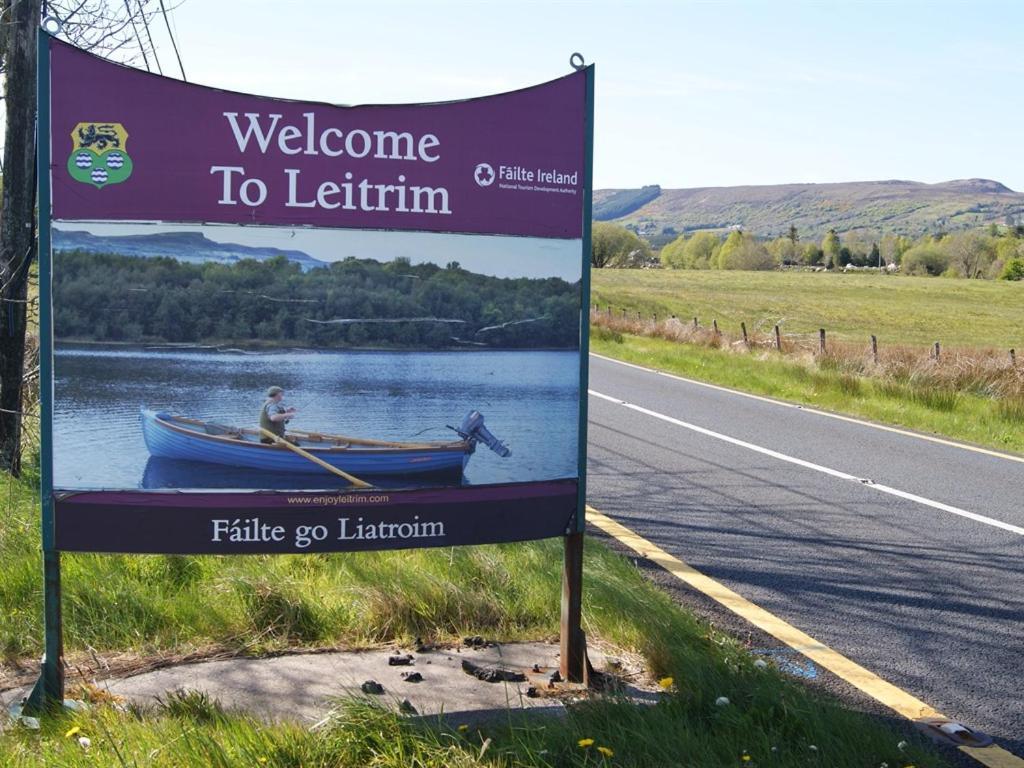 Hotel Clancys Of Glenfarne Esterno foto